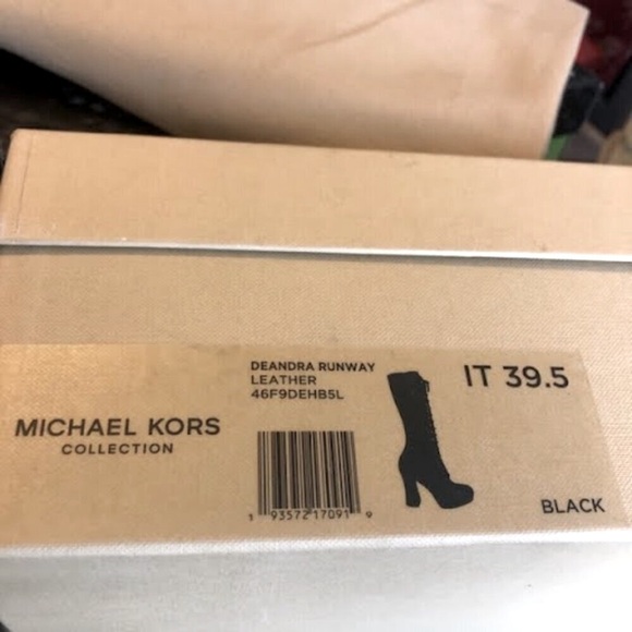 NWT MICHAEL KORS COLLECTION LTD ED Deandra Boot Lace-up Platform 9 MSRP $1495 - Picture 12 of 12